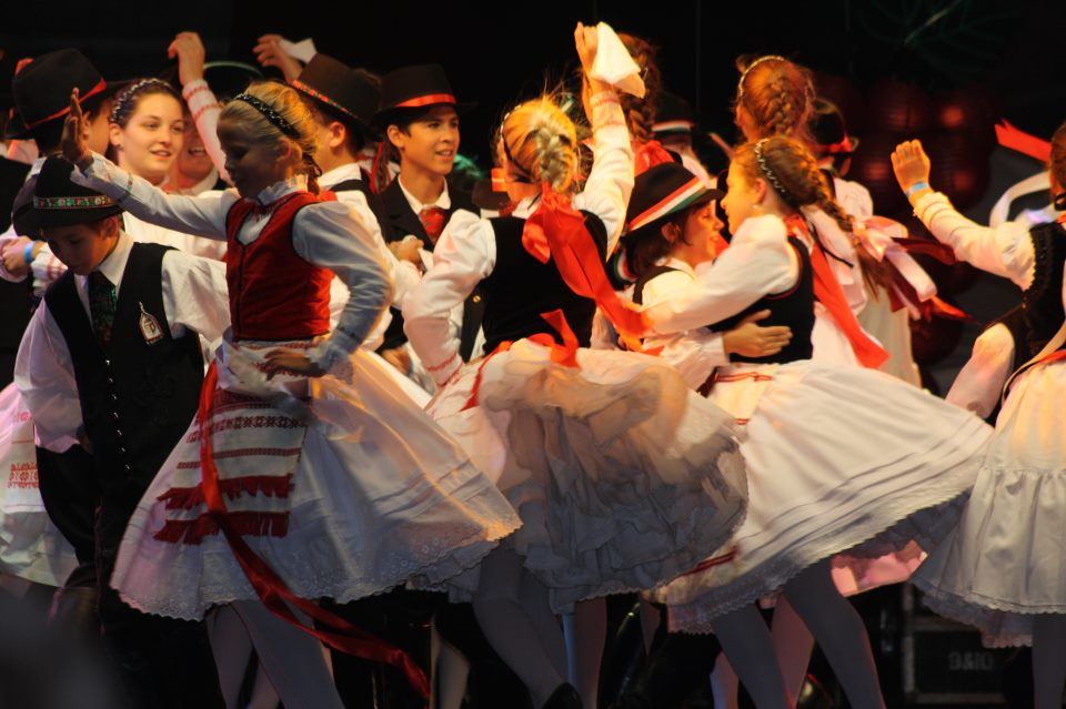 Buda-Castle-Wine-Festival-Folk-Dance.jpg