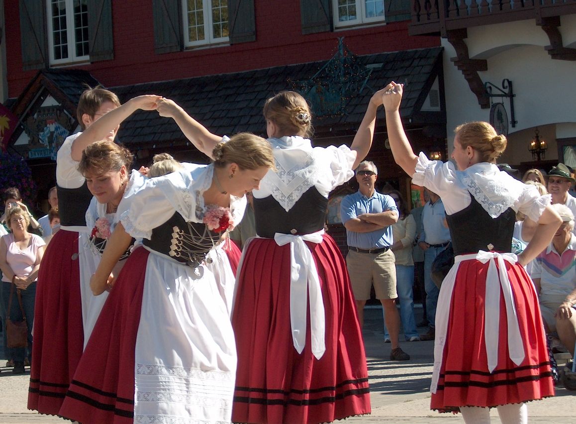 dirndlradl.jpg